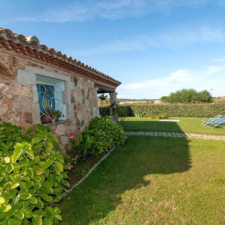 Casa Vacanze Diaz Budoni Bagian luar foto