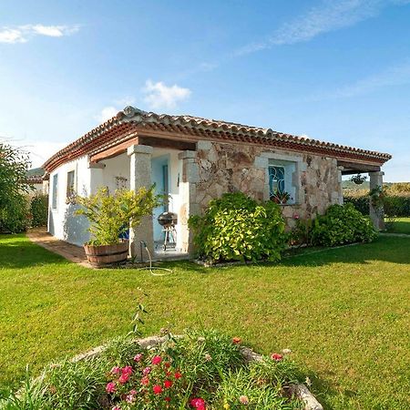 Casa Vacanze Diaz Budoni Bagian luar foto